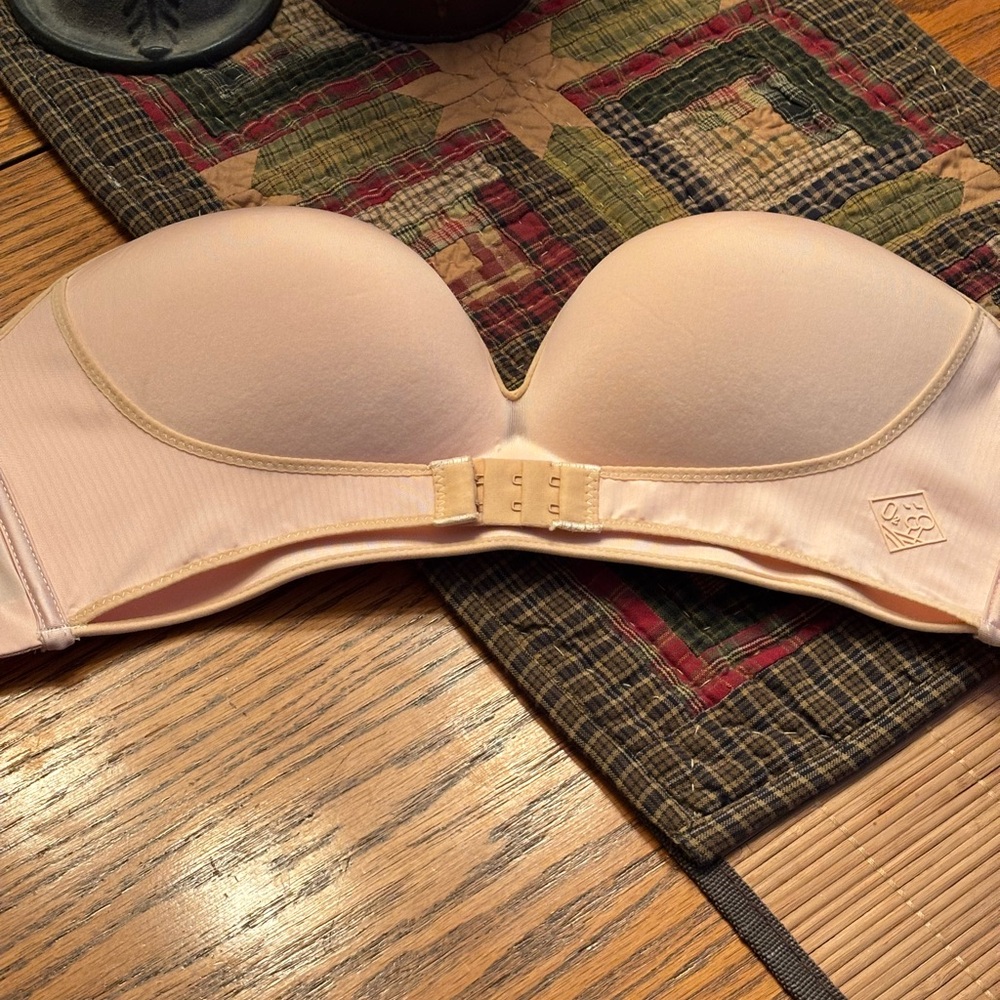 Women's Cream Strapless Bra